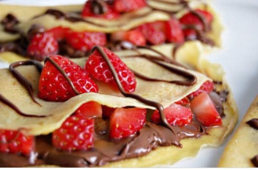 Crepe de Morango e Chocolate de Avela Kiosc 7